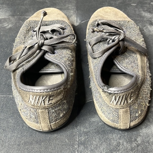 Nike Gray Shoes - Picture 3 of 3